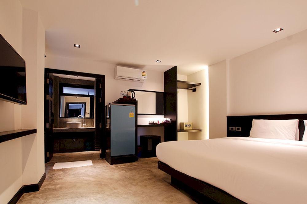 Islanda Boutique Hotel Patong Extérieur photo