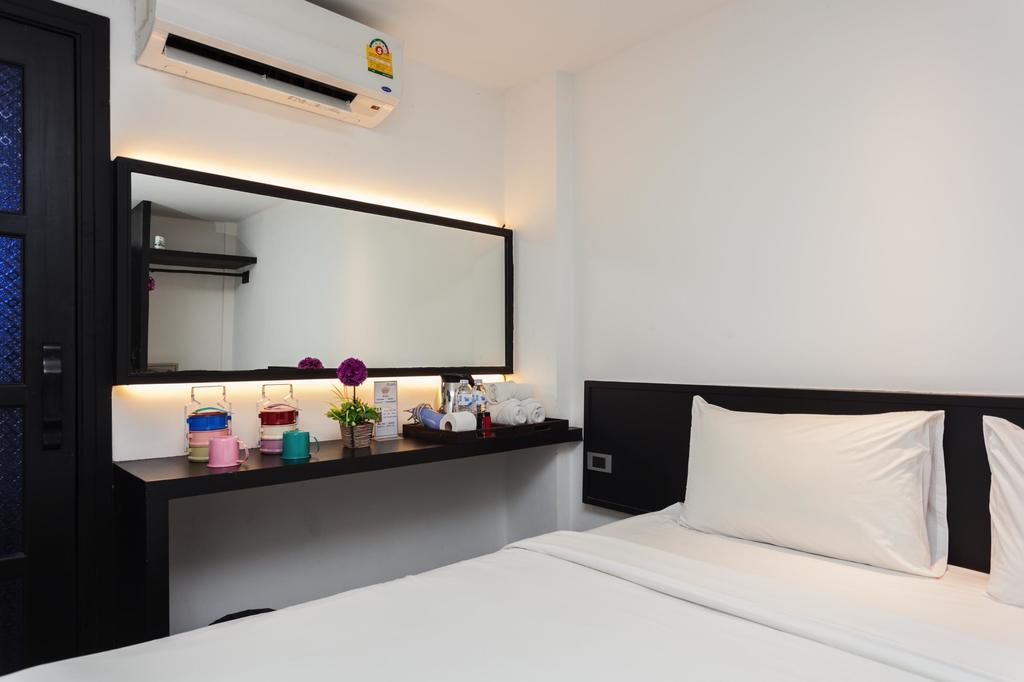 Islanda Boutique Hotel Patong Extérieur photo