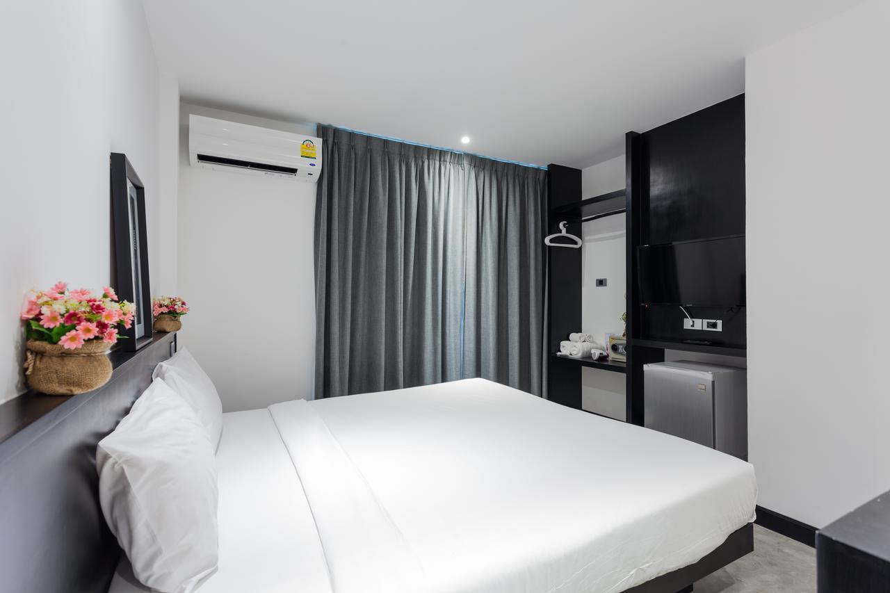Islanda Boutique Hotel Patong Extérieur photo